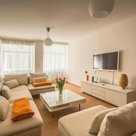 Spiegel - Mandarin Apartmán