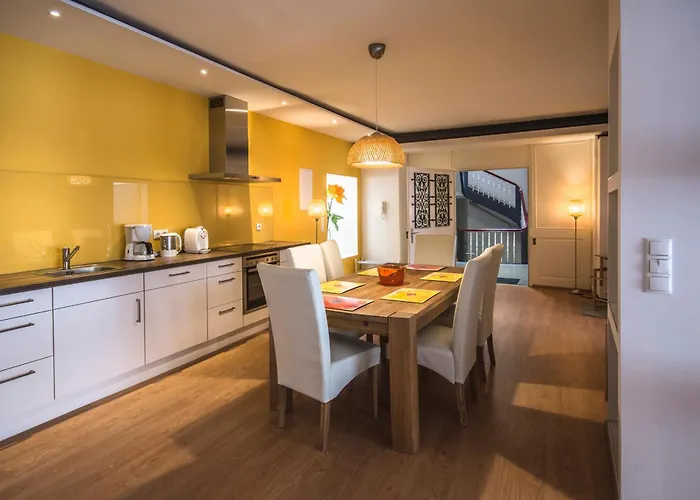 Apartment Spiegel - Mandarin
